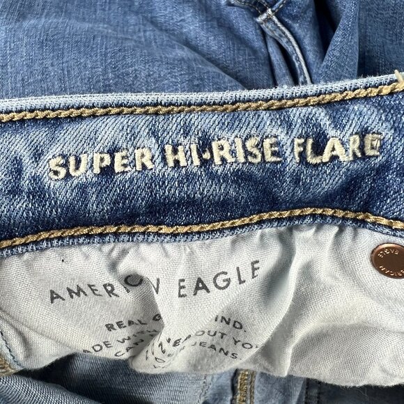 American Eagle Jean Women 32x29 Super Hi Rise Flare Blue Distressed Denim Tag 12 - Picture 9 of 16